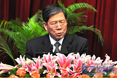 中国自动化学会理事长、中国工程院院士孙优贤为大会做题为《中国自动化学会五十年光辉历程》的报告(图)